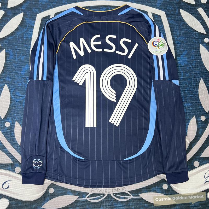 2006  World Cup Argentina Messi 19 Away Long Sleeve Vintage Soccer Jersey Quick Drying