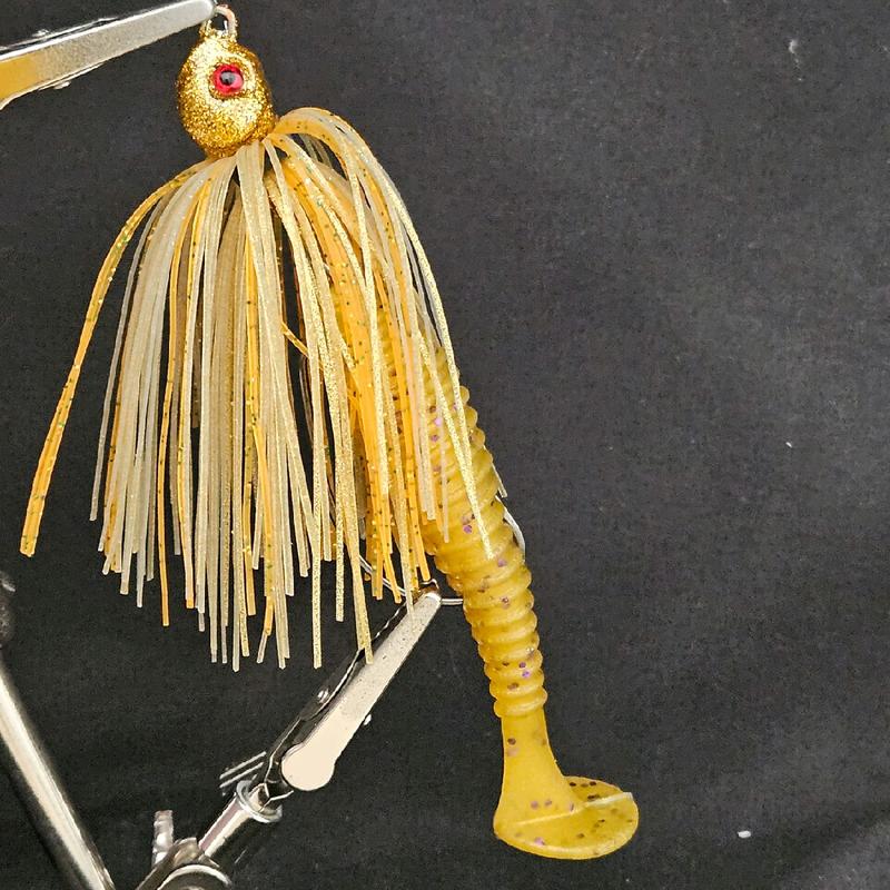 Swimbait Swing Tail Jig with 5 trailers