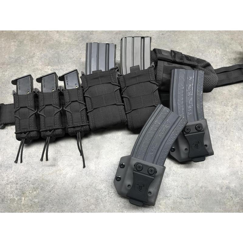 Triple  Mag Pouch Uiversal Mag Pouch Moll  Magazine Holster Single Double Stack Magazine for 9mm .40 Calibers 45acp  S&W M&P, Sig 226 229, and Springfield 1911,Sig Sauger,P365,P365X