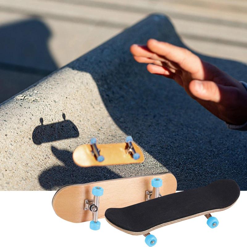 Wooden Finger Skateboard, 1 Count Finger Skateboard Toy, Finger Skateboard for Boys & Girls, Skateboard Toy for Indoor & Outdoor